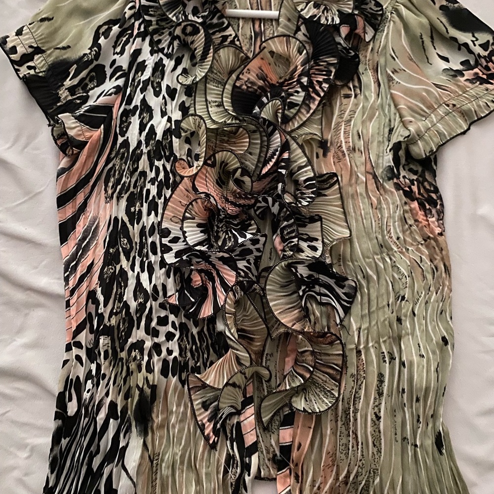 Women’s blouse